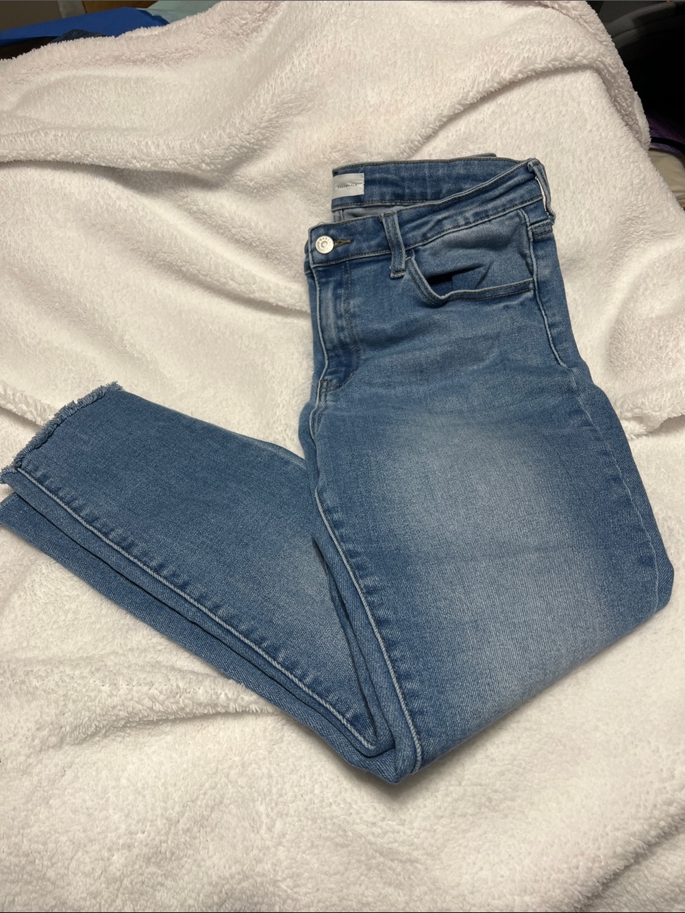 KanCan Women's Skinny Jeans in Medium Blue Wash